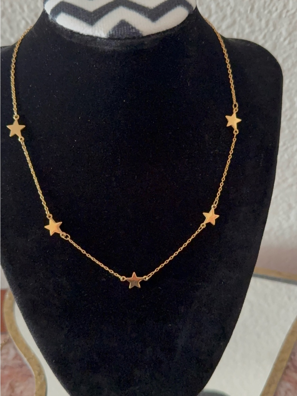 TRIFARI Gold Star 5 Necklace/Shoker   with logo  Trifari - Picture 5 of 8